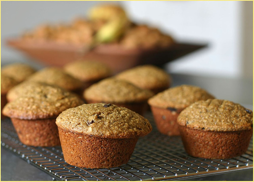 applesauce-spice-muffins.jpg